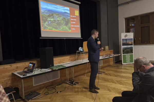 20250929_SHVV_Neuve Eglise_Conférence_ND-3825